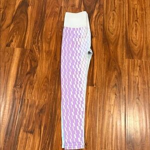 Fabletics Lavender and White Geometric Leggings